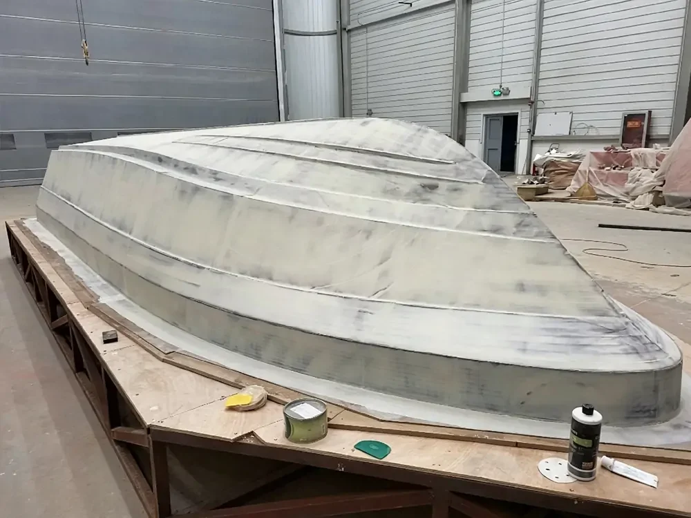 fiberglass boat hull sanding and finishing